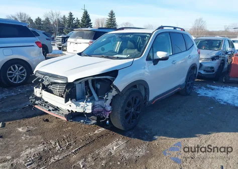 2021 Subaru Forester Sport z USA, uszkodzony, nr VIN JF2SKARC3MH560089